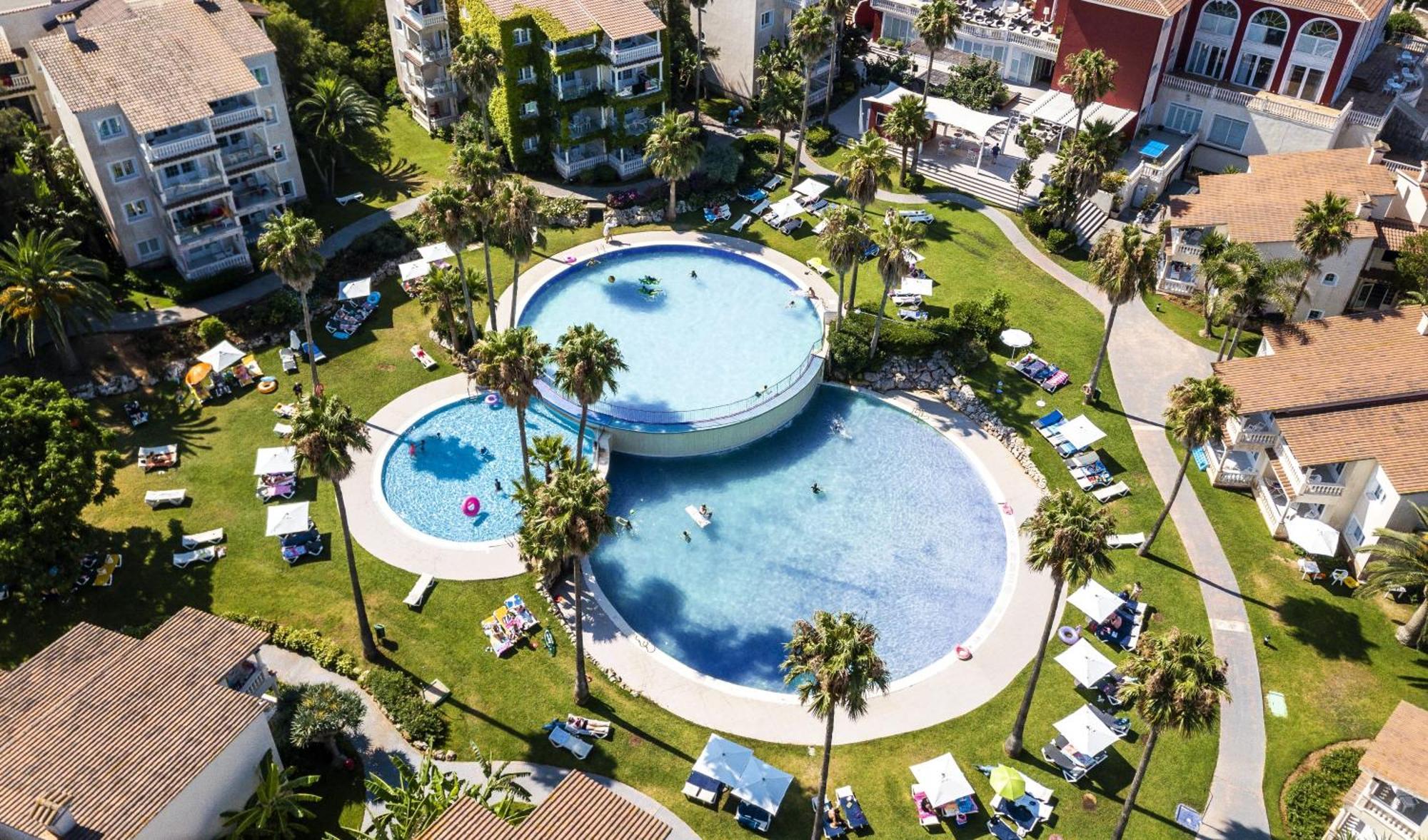 Hg Jardin De Menorca Aparthotel Сон Боу Екстериор снимка
